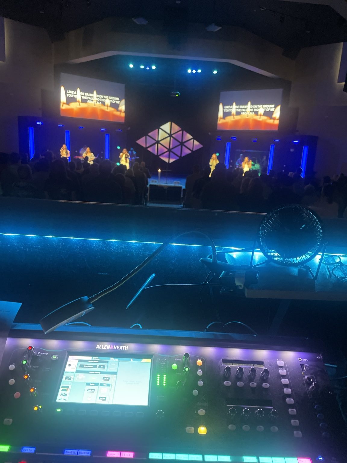 Large room event production